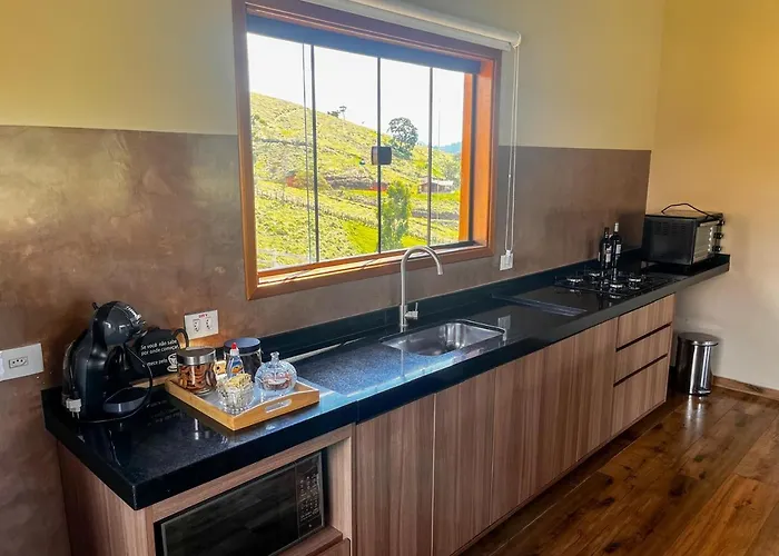 Chale Pedra Madeira Hotel São Bento do Sapucaí